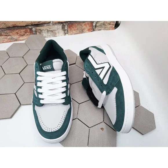 Vans Lowland Mens Sz 9 Green Suede Gray White Leather Sneakers Rare
